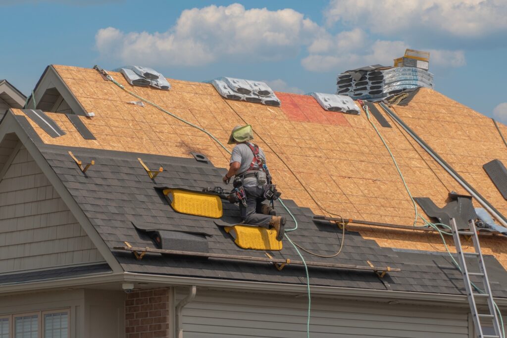 Working fixing roof